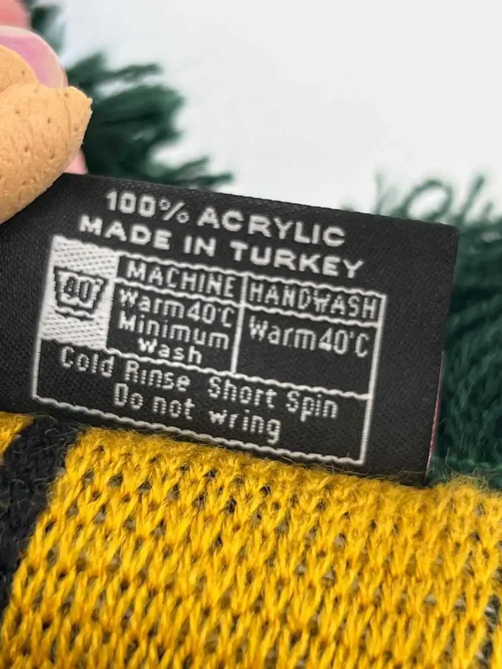 RuffWear Green Yellow Plaid Scarf | Men’s Regular Acrylic Knit